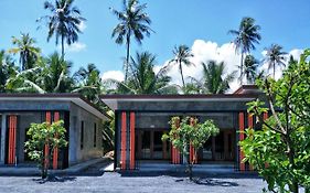Klang Aow Seafood & Resort